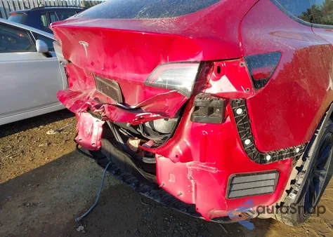 2023 Tesla Model Y Awd/Long Range Dual Motor All-Wheel Drive from USA, damaged, VIN 7SAYGDEE8PF917907